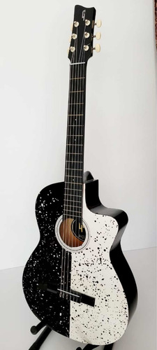 Imagen 6 de 9 de Guitarra Acústica En Cedro+ Forro+método+puá+envíosgratis