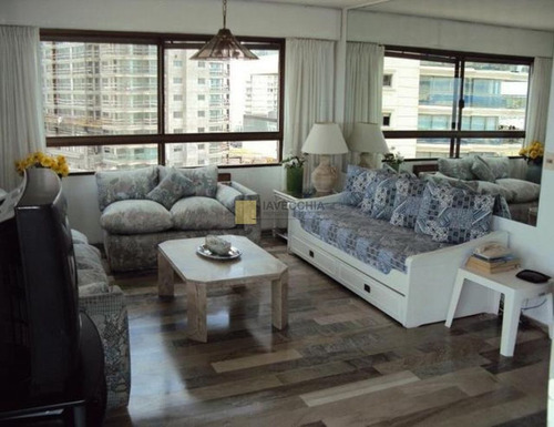 Imagen 3 de 19 de Alquiler De Apartamento De 3 Dormitorios En Playa Brava Frente Al Mar