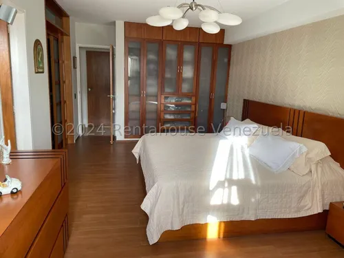 Ls Vende Pent House Urb Miranda