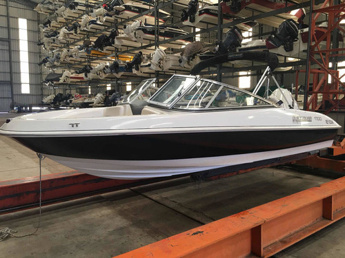 Quicksilver 1700