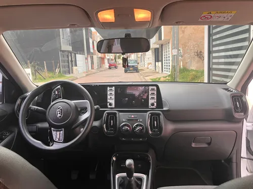 Kia Sonet 1.6l Emotion