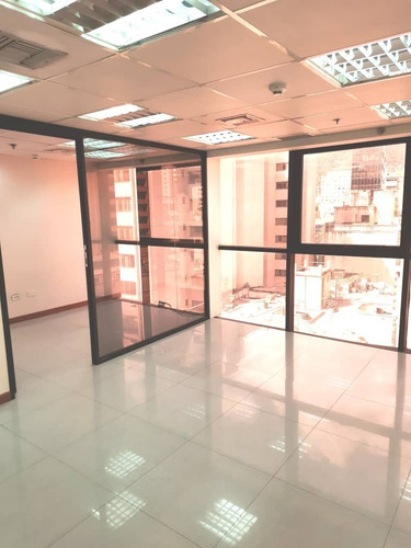 Imagen 13 de 29 de Moderna Oficina 237 M2 En City Market Bazar Gg