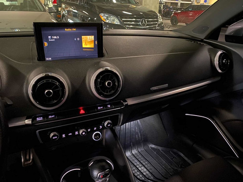 Imagen 10 de 15 de Audi A3 2017 2.0 Sedán L S Line At Dsg