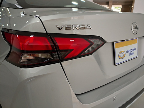 Imagen 9 de 15 de Versa Exclusive Cvt Sin Comisiòn Mas Seguro Gratis 1 Año