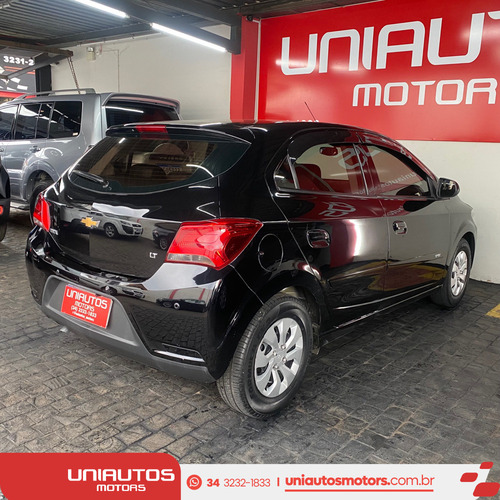 Chevrolet Onix HATCH LT 1.0 8V FLEXPOWER 5P MEC.