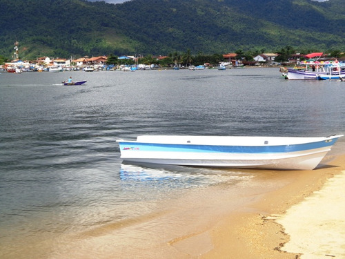 Imagem 4 de 14 de Barco Bote Lancha Fibra Pesca 5,60 Borda Alta Artsol 40 Anos