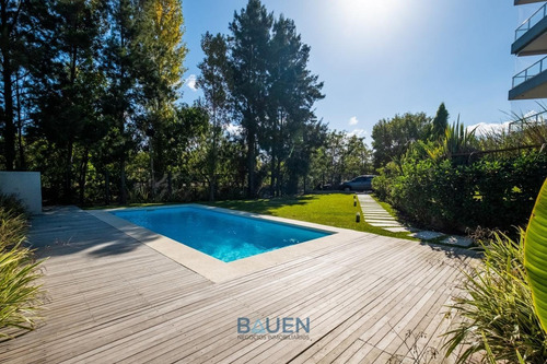 Imagen 8 de 12 de Apartamento En Barrio Parques