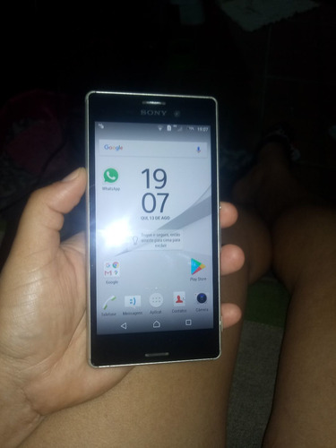 Smartphone Sony M4 Barato Leia