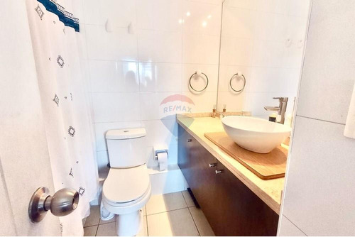 Lindo Depto 1 Dorm + Est+ Bod, Pasos De Metro