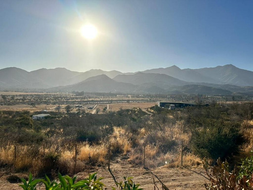 Se Vende Amplia Casa Nueva En Condominio Los Maquis Curacaví