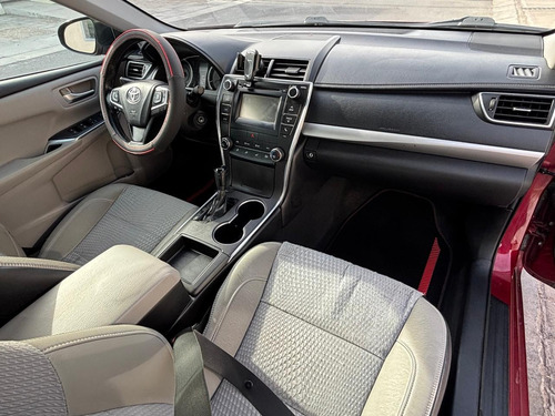 Toyota Camry 2.5 Se At