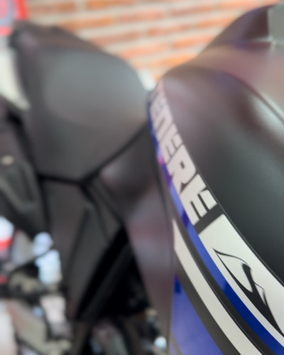 Yamaha Tenere 250 Adventure - Modelo 2019