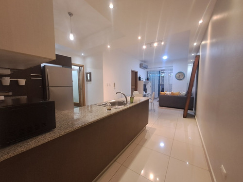 Apartmento Con Terraza 2do Piso Amueblado En Serralles 