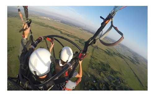 Imagen 2 de 8 de Vuelo En Parapente - Paratrike - Vuelan 2 + Video Y Foto Hd
