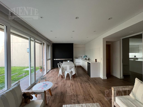Imagen 2 de 20 de Casa - Banfield Oeste