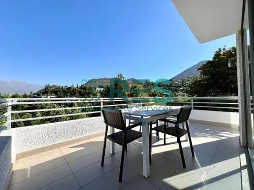 Casa En Venta De 4 Dorm. En Lo Barnechea