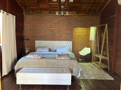 Casa Temporada 05 Dormitórios São Bento Do Sapucaí