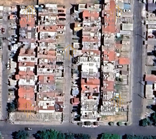 Casa En Venta En Manzana 27 Lote 0 Los Héroes C.p. 56585 Ixtapaluca Estado De México Eo-39 (l/cp/rp/250000)