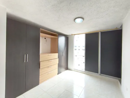 Apartamento En Arriendo En Prados Del Norte. Cod A30781