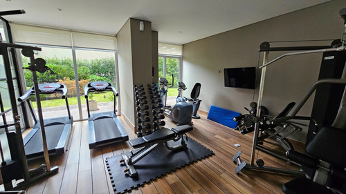 En Venta Departamento De 3 Ambientes Con Terraza Propia, 2 Cocheras Y 2 Bauleras. Edificio Dumbledor Terrazas De Lobos. Zona Guemes.
