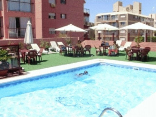 Apartamento En Alquiler De 2 Dormitorios En Peninsula