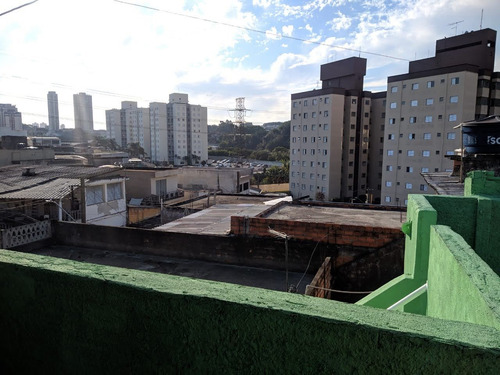 Vendo 4 Quartos,3 Banheiros,3 Cozinha,2 Salas,1 Garagem,