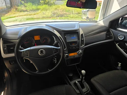 SsangYong Korando 2.0 C Gasolina 4x4