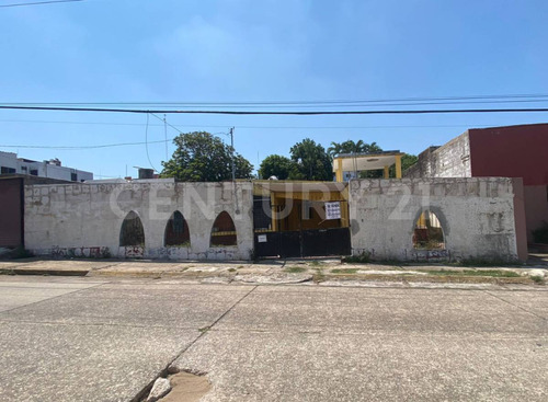 Casa En Venta, Petrolera, Coatzacoalcos, Veracruz.