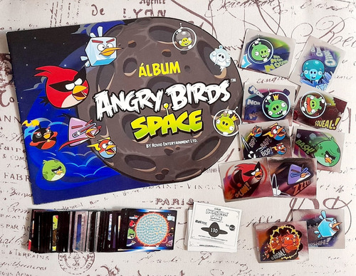 .- Album Angry Birds Space Incompleto A Pegar