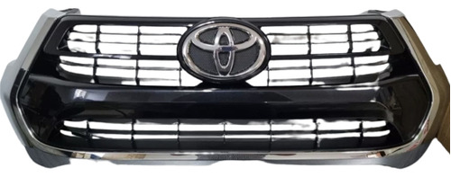 Parrilla Toyota Hilux Revo Dubai 2021-2022-2023 Original