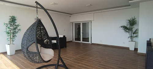 Apartamento En Renta Ubicado En La Av. Hispanoamericana