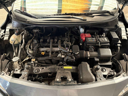 Nissan Versa 1.6 Advance Mt