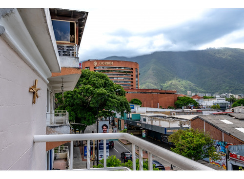 Se Vende Edificio 1280m2 Chacao 5152