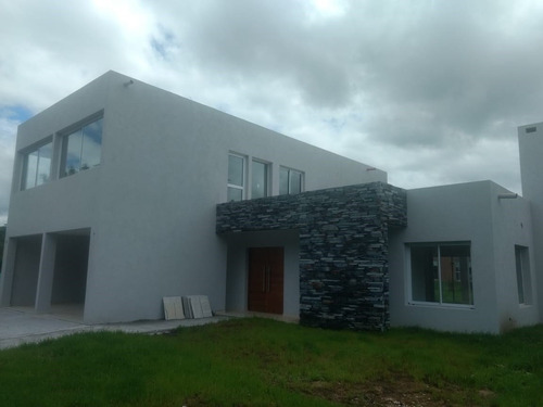 Imagen 2 de 24 de Casa En Venta En Haras Santa Maria, Escobar, G.b.a. Zona Norte