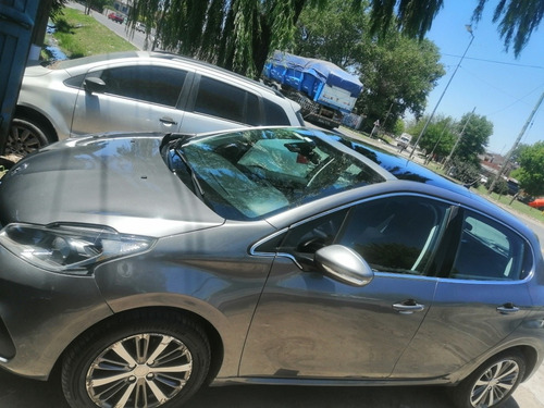 Peugeot 208 Feline
