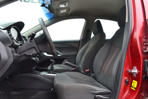 Imagen 11 de 15 de Chevrolet Aveo Lt 2020 Rojo Cereza