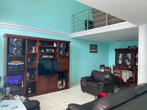 Casa En Venta En Vasco De Quiroga, Morelia, Michoacán De Ocampo C.p. 58230