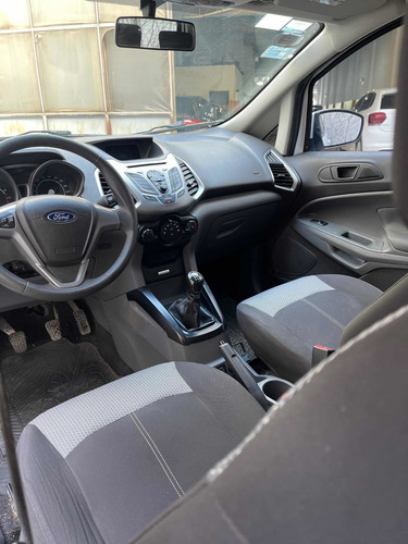 Imagen 16 de 17 de Ford Ecosport 2017 1.6 Se 110cv 4x2