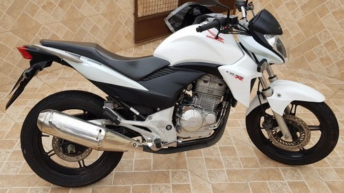 Imagem 6 de 10 de Honda Cb 300r 2014 Flex Branca Perola Manual E Chave Reserva