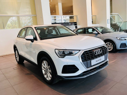 Audi Q3 1.4 35tfsi 150 Cv