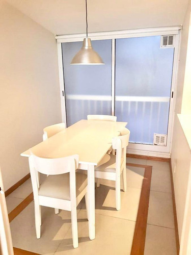 Imagen 4 de 8 de Venta De Departamento En Av. Indalecio Chenault 1700, Las Cañitas. Belgrano.