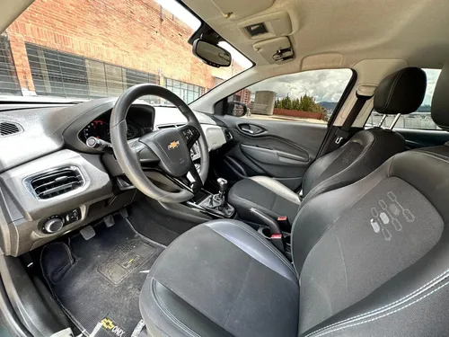 Chevrolet Onix 1.4 L.T Sedan Mecanico
