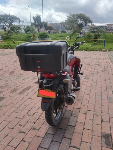 Invicta Cb 150