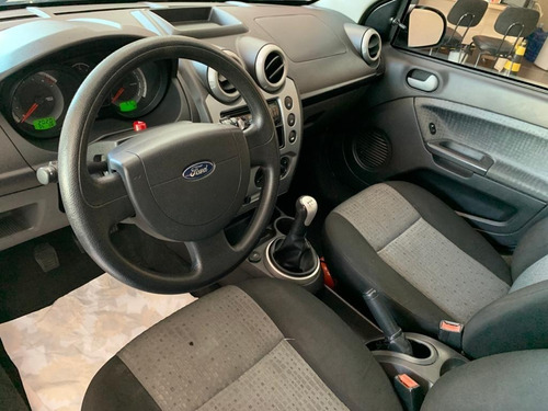 Ford Fiesta Sedan 1.6 Se Flex 4p 2013/2014 Prata