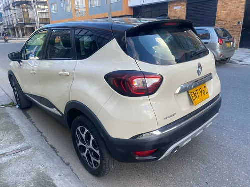 Renault Captur 2.0 Intens Automática