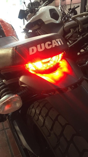 Ducati Scrambler Sixty 2