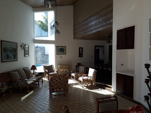 Imagem 6 de 14 de Casa Na Praia, 5 Suítes Com Piscina E Churrasqueira