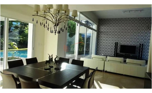 Casa En Venta Y Alquiler En Punta Del Este, Próximo A Shopping