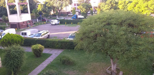Imagen 17 de 30 de Departamento De 4 Ambientes - A La Calle - Bahia Blanca 2600