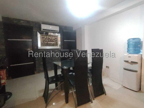Marianny Gonzalez, Alquila Townhouse Equipado Av Ribereña Cabudare Lara